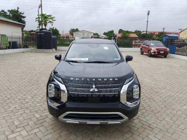 New Mitsubishi Outlander 2022 Black