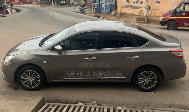 Nissan Sentra FE+ S 2016 Beige