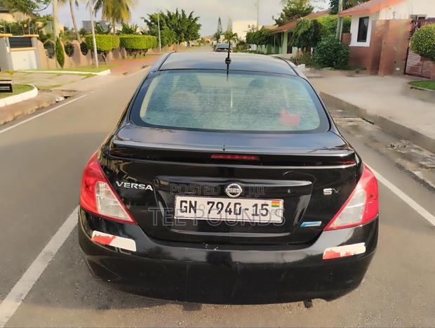 Nissan Versa 2014 Black