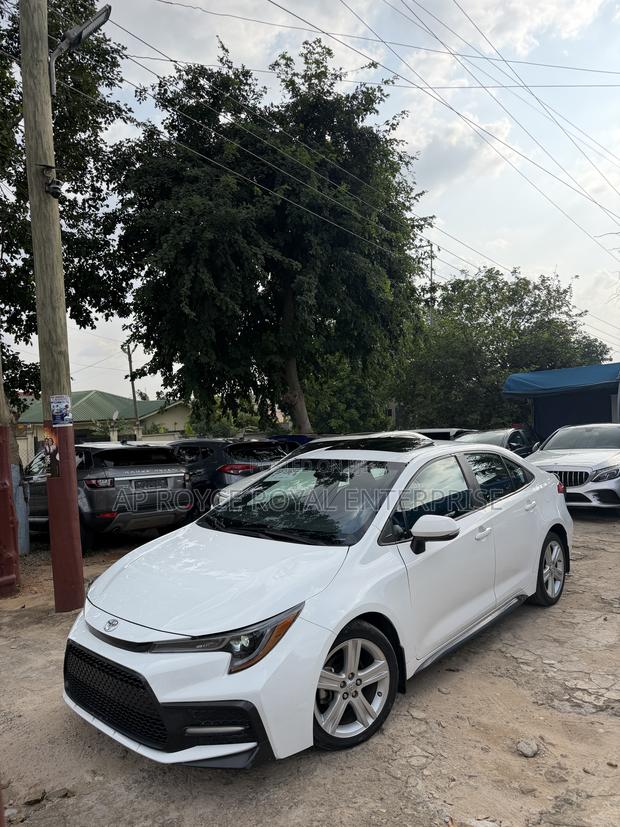 Toyota Corolla SE 2020 White