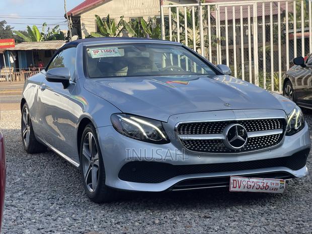 Mercedes-Benz E400 2018 Blue