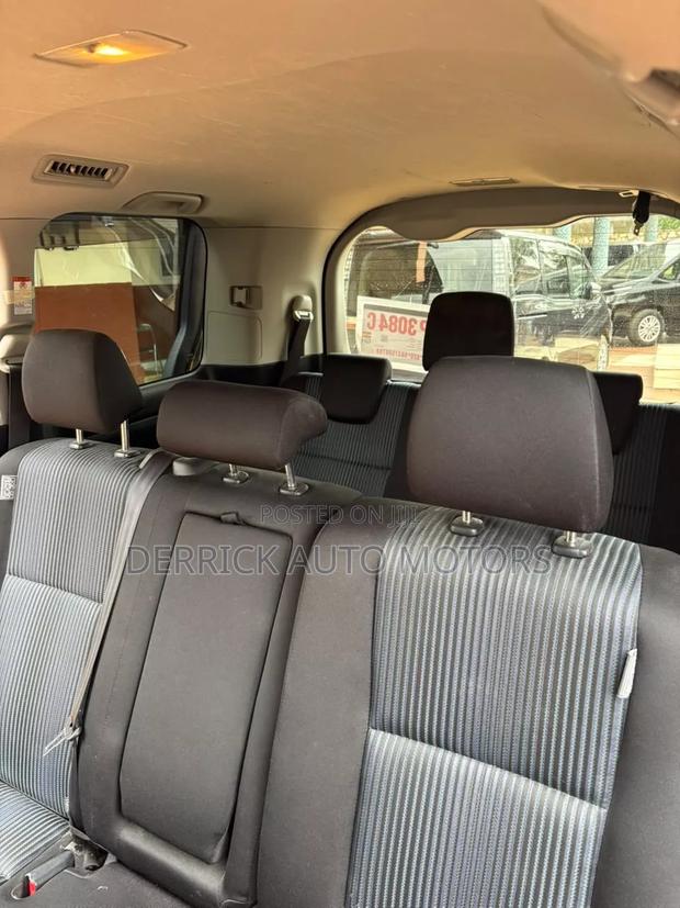 Toyota Voxy 2015 Black