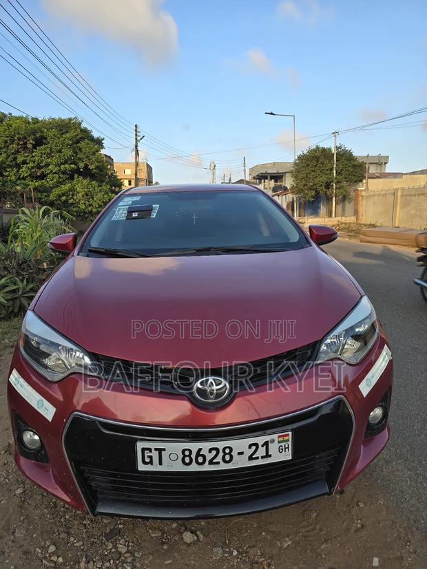 Toyota Corolla S Plus 4dr Sedan (1.8L 4cyl 6M) 2015 Red