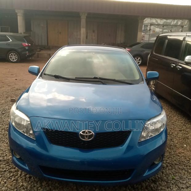 Toyota Corolla 2010 Blue