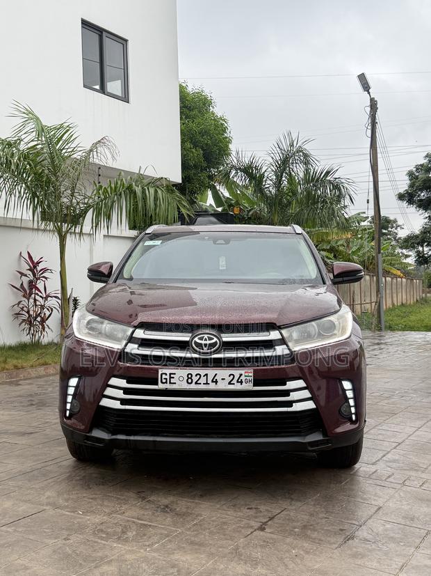 Toyota Highlander XLE 4x2 V6 (3.5L 6cyl 8A) 2018 Burgundy