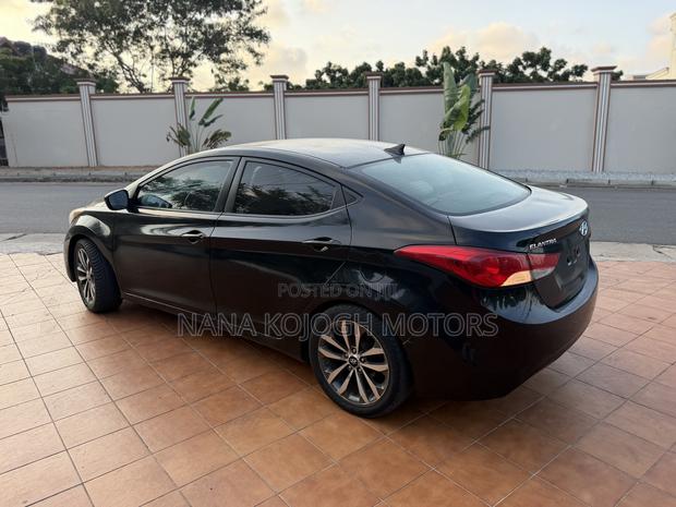 Hyundai Elantra 2013 Black