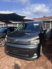 Toyota Voxy X L Edition 2WD 8-Seater 2012 Gray for sale