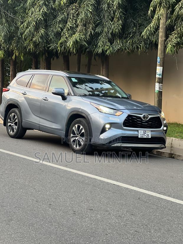 Toyota Highlander Limited AWD 2020 Blue