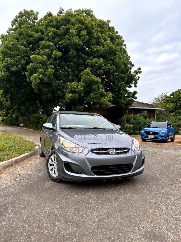 Hyundai Accent 2016 Silver