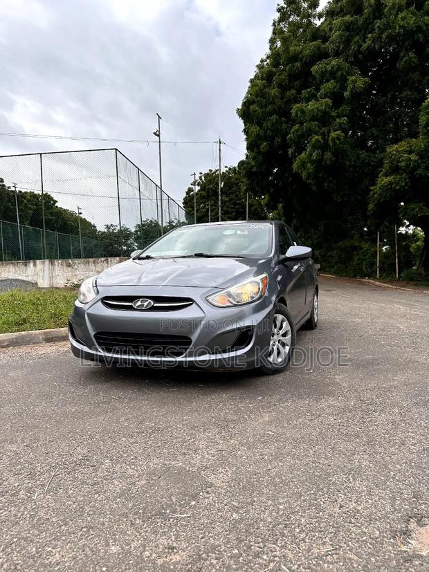 Hyundai Accent 2016 Silver