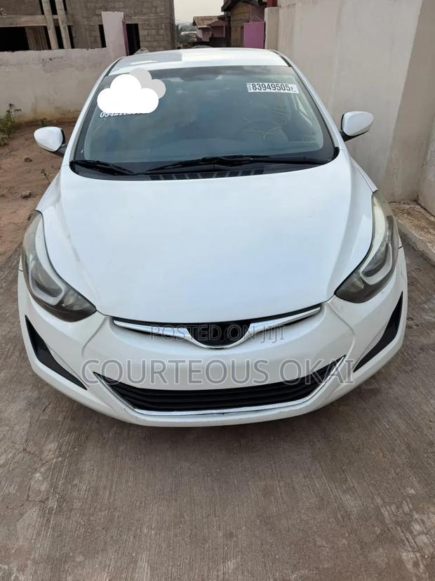 Hyundai Elantra 2016 White