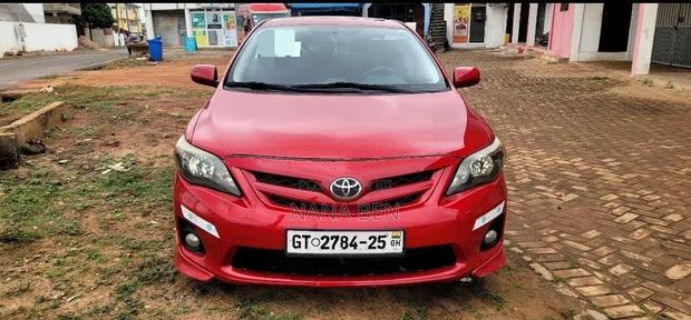 Toyota Corolla 2013 Red