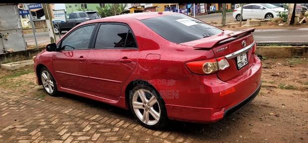 Toyota Corolla 2013 Red