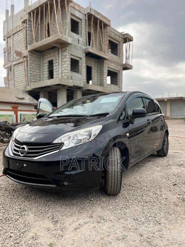 Nissan Versa 2015 Black