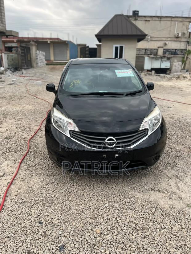 Nissan Versa 2015 Black