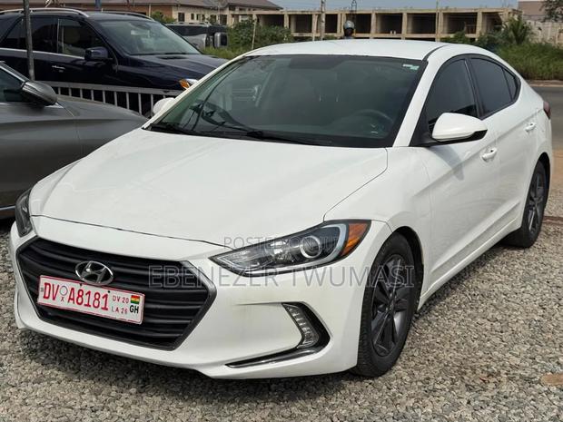 Hyundai Elantra SEL 2018 White