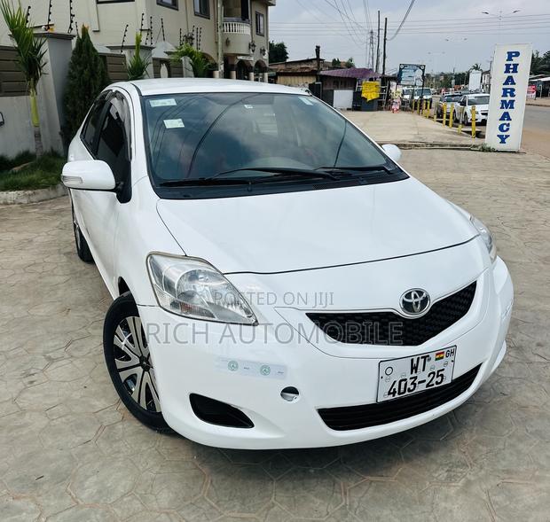 Toyota Belta 2010 White