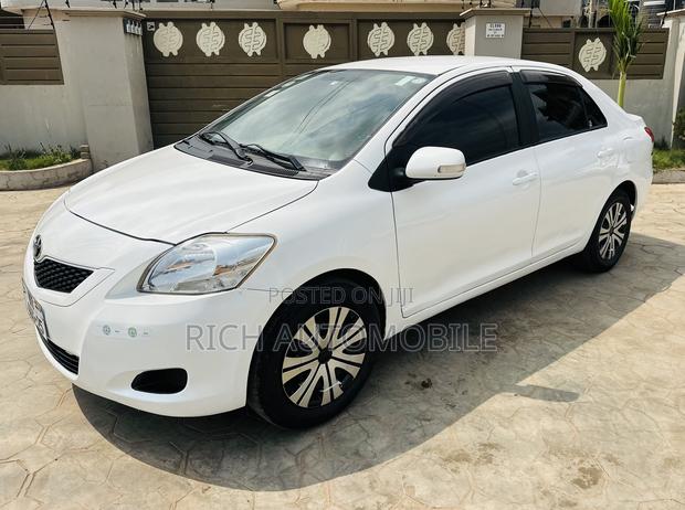 Toyota Belta 2010 White