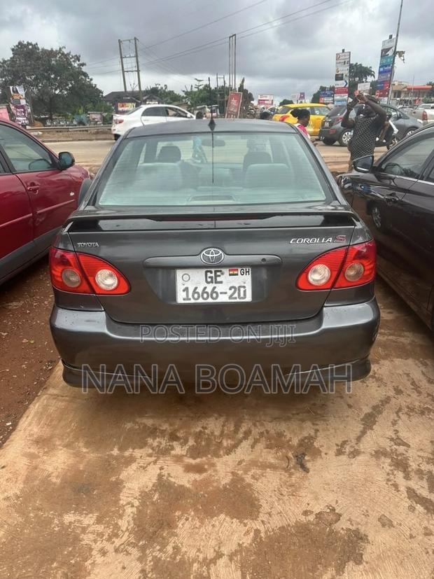 Toyota Corolla 2007 Gray
