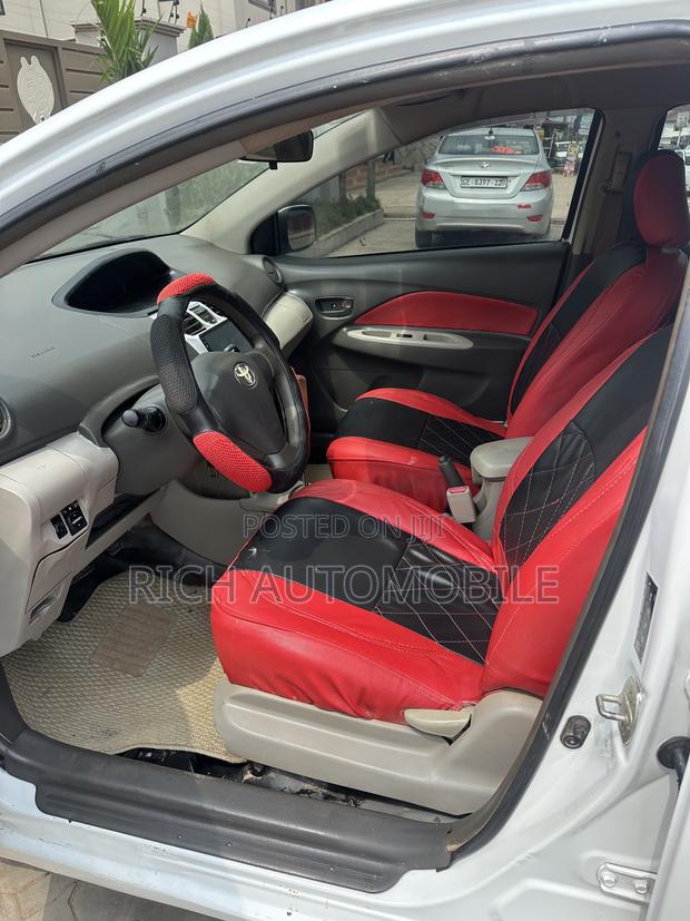 Toyota Belta 2010 White