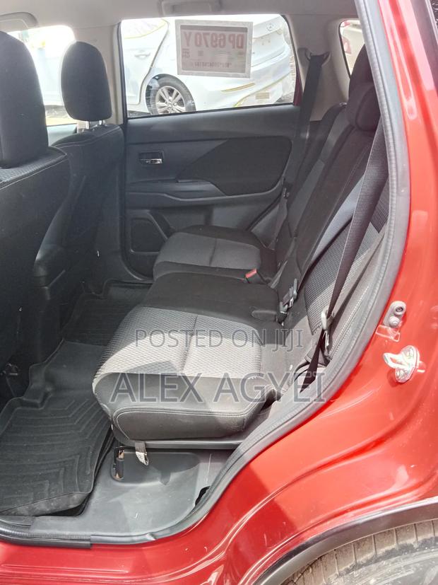 Mitsubishi Outlander 2016 Red