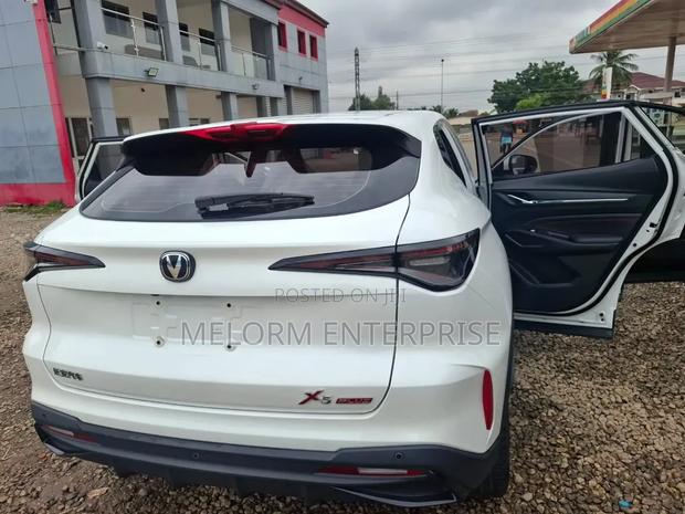 Changan X5 Plus 1.5 Blue Core FWD 2025 White