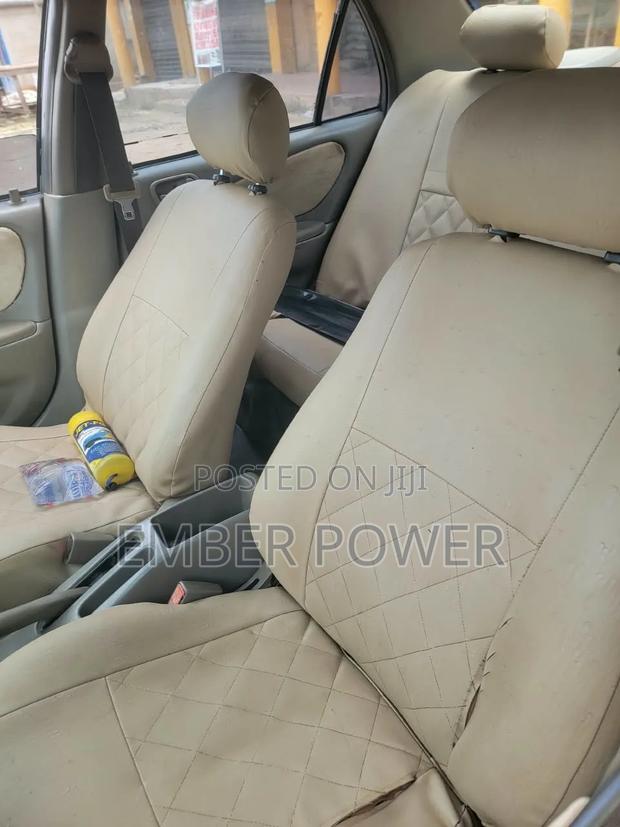 Toyota Corolla 2004 Silver