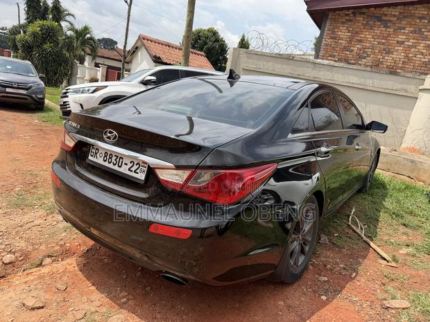 Hyundai Sonata 2013 Black