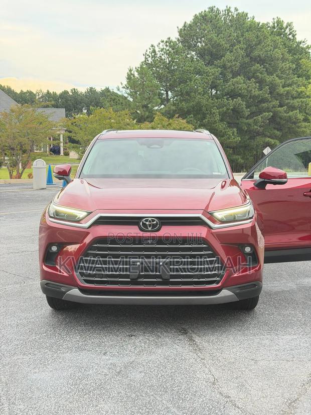 New Toyota Grand Highlander 2026 Burgundy