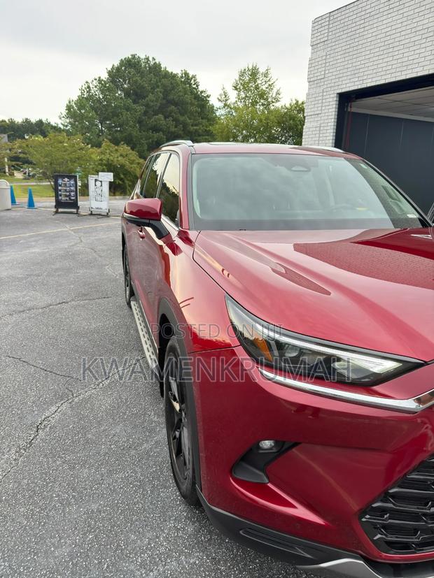 New Toyota Grand Highlander 2026 Burgundy