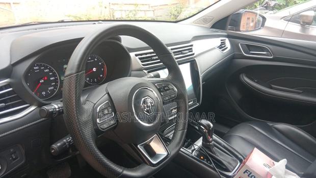 MG MG5 Comfort Standard Range 2023 Black