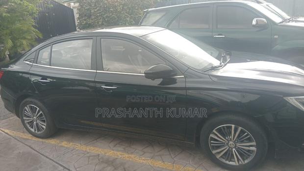 MG MG5 Comfort Standard Range 2023 Black