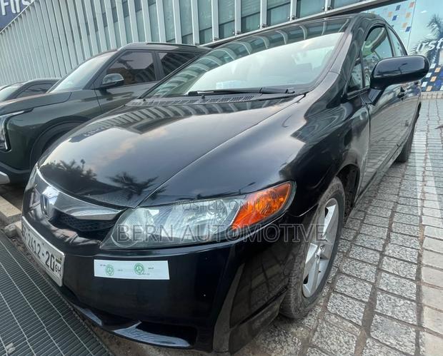 Honda Civic 1.8 5 Door Automatic 2011 Black