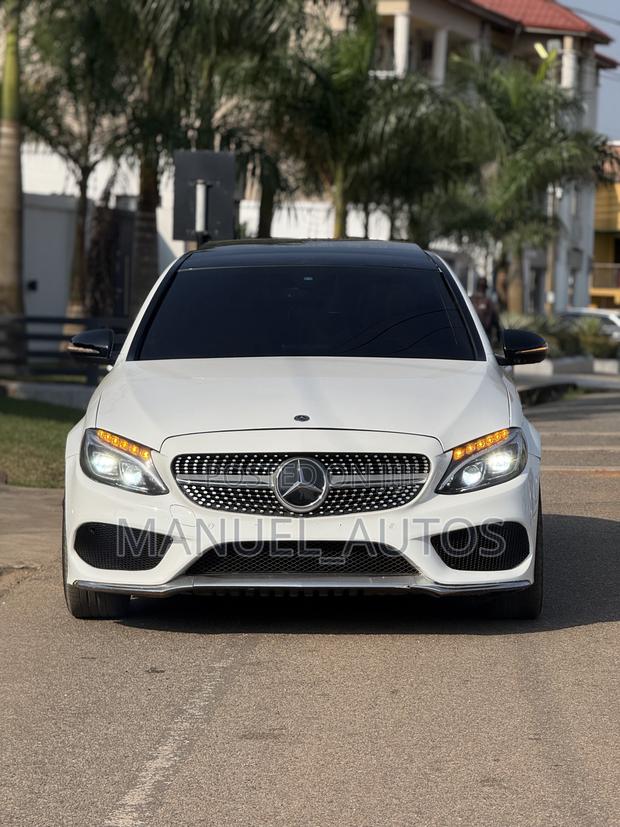 Mercedes-Benz C300 2017 White