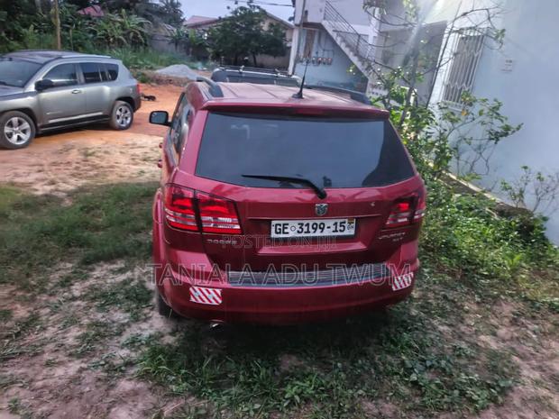Dodge Journey 2011 Red