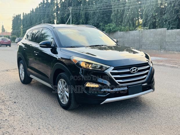 Hyundai Tucson Limited AWD 2017 Black