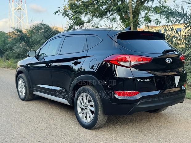 Hyundai Tucson Limited AWD 2017 Black