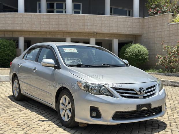 Toyota Corolla L 4dr Sedan (1.8L 4cyl 5M) 2012 Silver