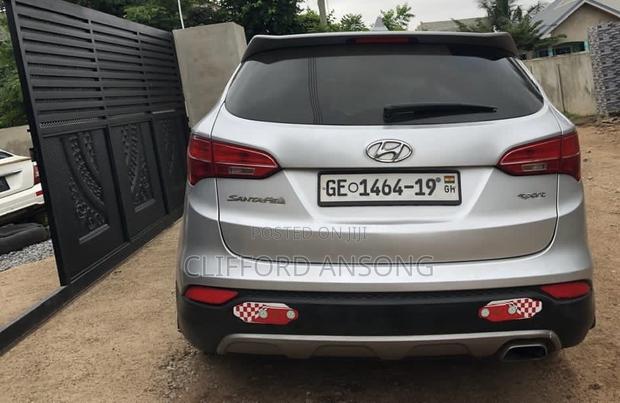 Hyundai Santa Fe SE AWD 2016 Silver