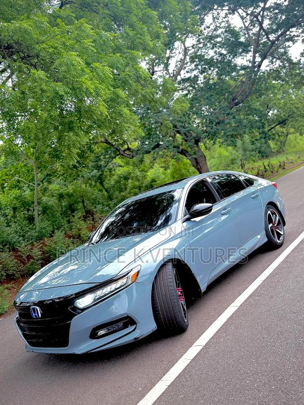 Honda Accord 2019 Gray