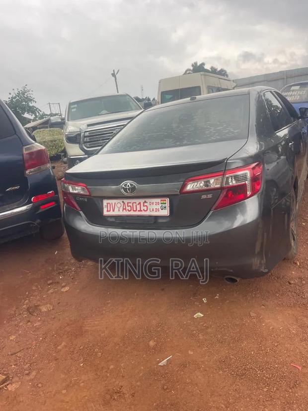 Toyota Camry 2014 Gray