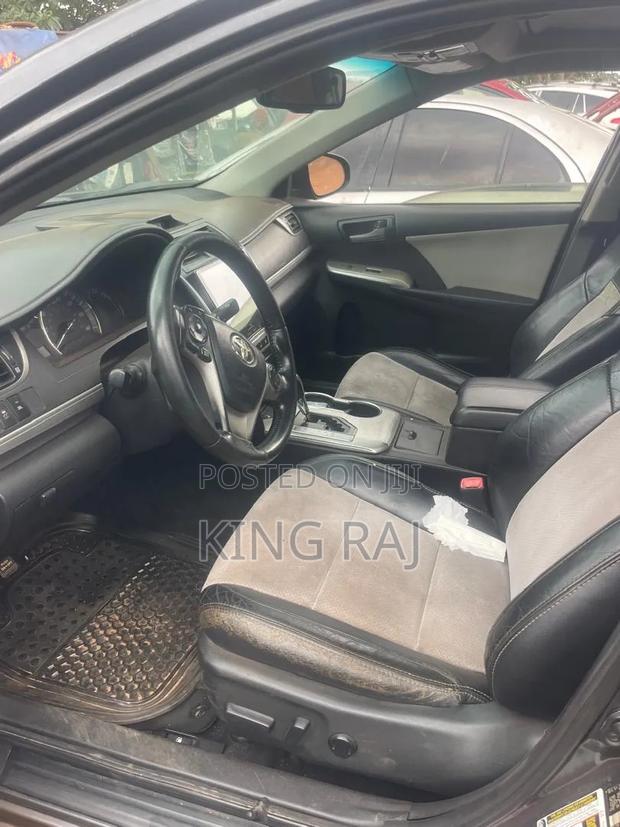 Toyota Camry 2014 Gray