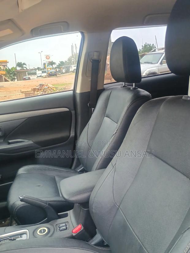 Mitsubishi Outlander 2017 Black