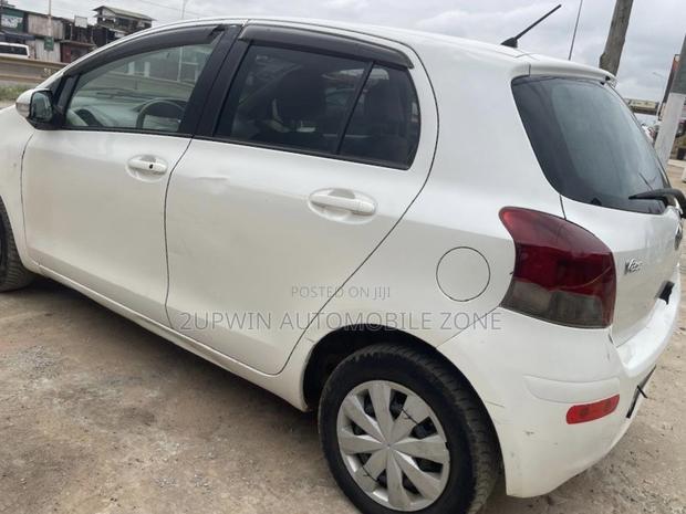 Toyota Vitz 2010
