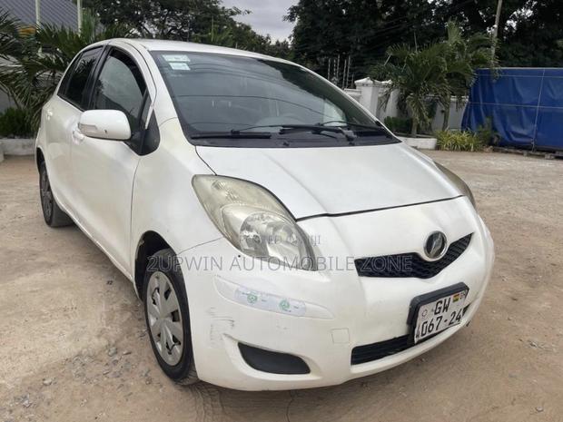 Toyota Vitz 2010