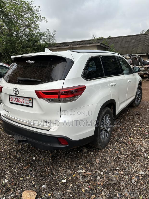 Toyota Highlander XLE 2019 White