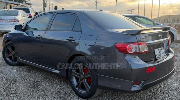 Toyota Corolla S 4dr Sedan (1.8L 4cyl 4A) 2013