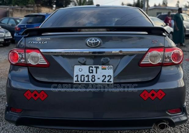 Toyota Corolla S 4dr Sedan (1.8L 4cyl 4A) 2013