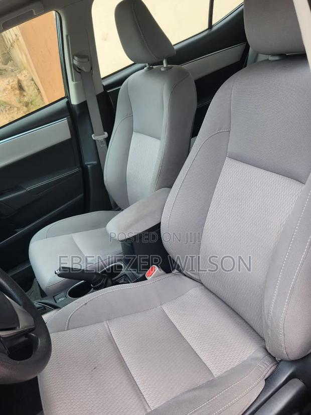 Toyota Corolla 2016 Green