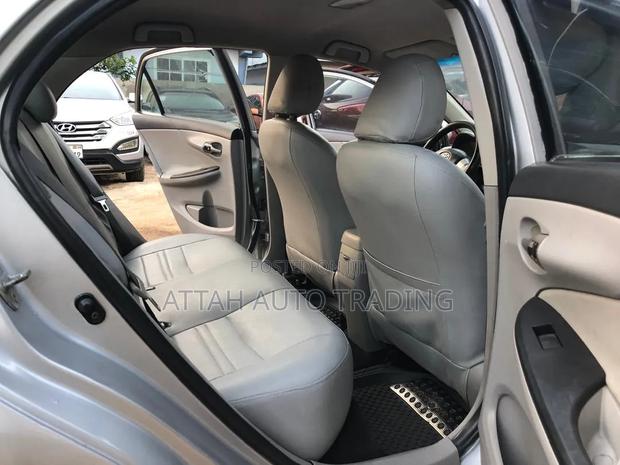 Toyota Corolla 2013 Silver